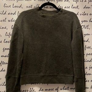 Alo Fuzzy Sweatshirt